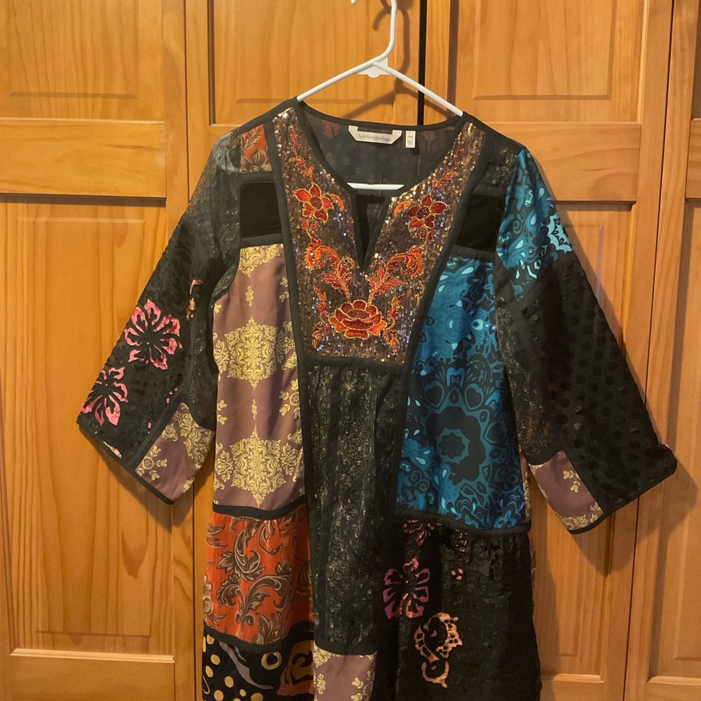Soft Surroundings Sequin Floral Tunic Top Size PXS